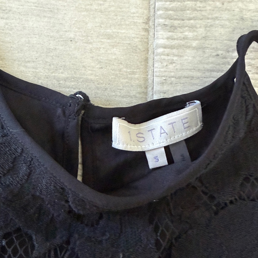 Elegant Black Lace Women's Top - Picture 2 of 4
